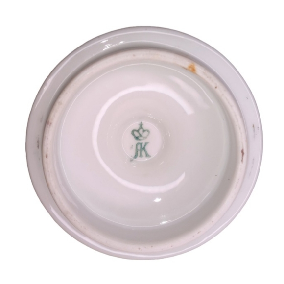 Vintage Signed Porcelain White w/Gold Trim Tea Set - Teapot, Creamer, Su… - Picture 7 of 15